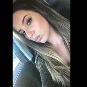 Meet your Posher, Nicole